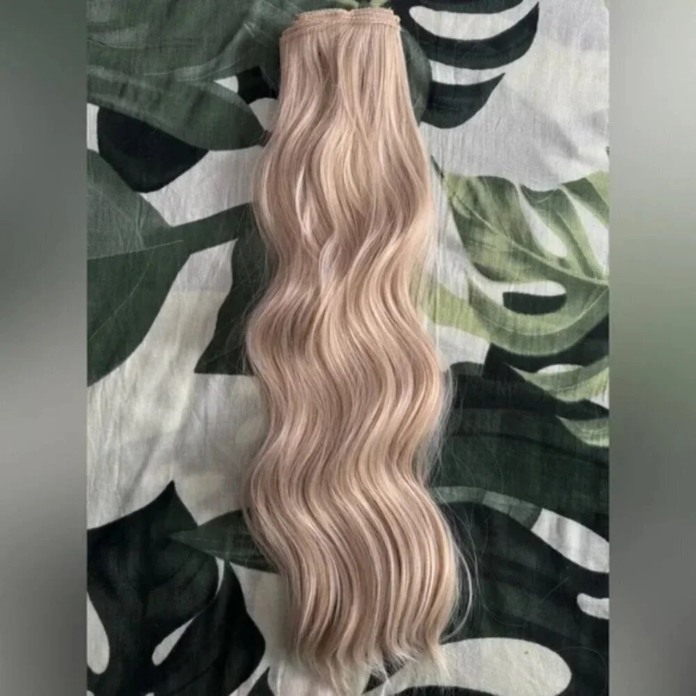 20 In Clip In Extra Light Blonde Hair Extensions - Picture 7 of 7